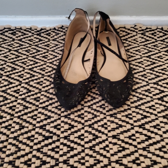 Flats - Picture 2 of 2